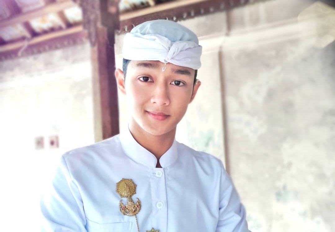 Jero Dasaran Alit kini dirundung masalah setelah dilaporkan kasus rudapaksa oleh seorang wanita asal Bali Utara