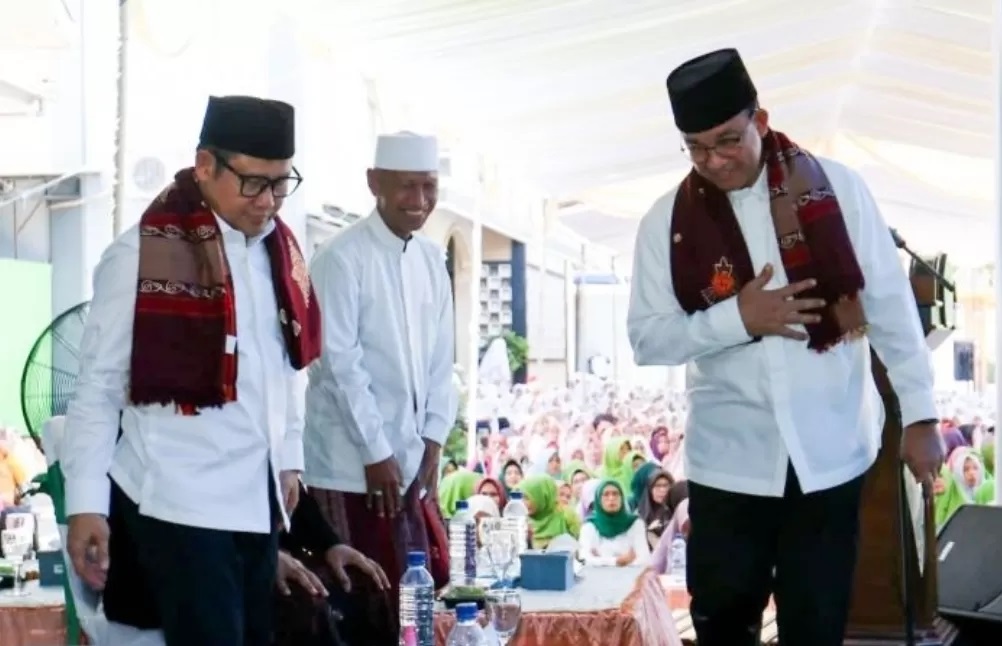 Bakal capres dan cawapres Anies Baswedan-Muhaimin Iskandar saat safari politik ke Ponpes Darussalam Blokagung, Banyuwangi, Jawa Timur. Kamis (28/9/2023) .