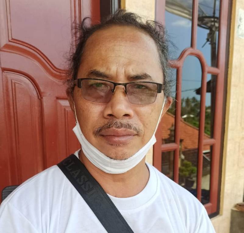 TRADISI: Kelian Adat Sembiran, Nengah Arijaya mengatakan Desa Sembiran memiliki tradisi unik untuk upacara kematian. Gelar upacara khusus jika yang meninggal terkena penyakit beseh.