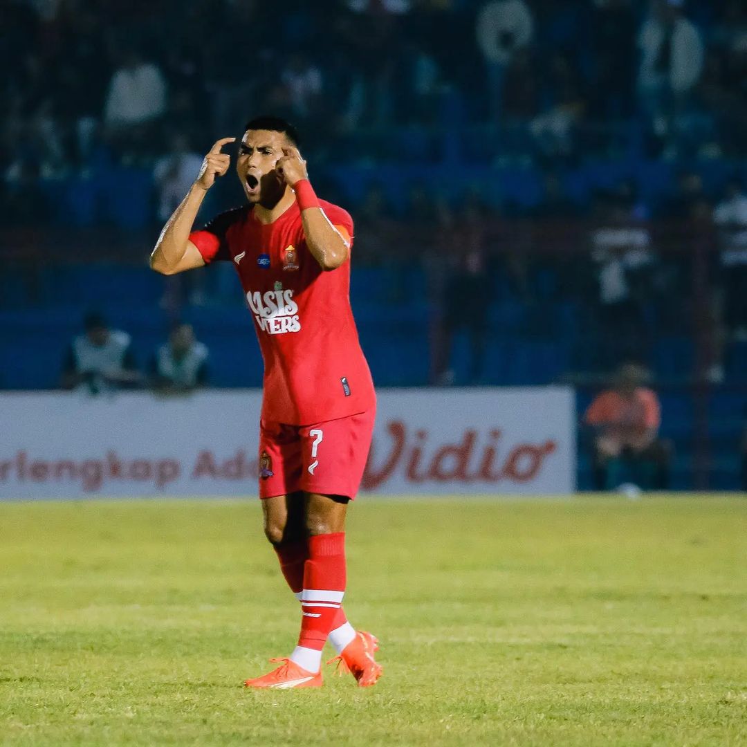 Pemain Persijap Jepara, Iqmal Nur Samsu dijatuhi hukuman larangan bermain selama 6 bulan plus denda Rp25 juta oleh Komdis PSSI