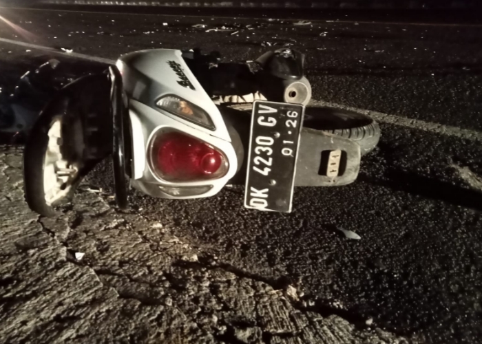 Sepeda motor Honda Scoopy milik korban Made Rista Restiawan, korban meninggal dunia akibat tabrak lari di dekat patung Adipura Tabanan.