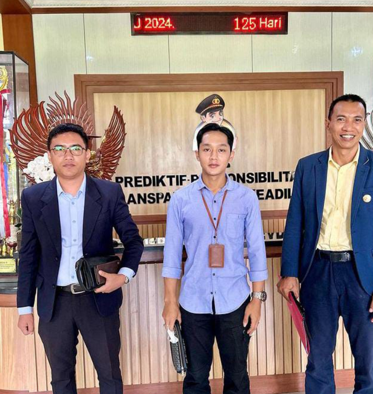 Jero Dasaran Alit didampingi tim kuasa hukum