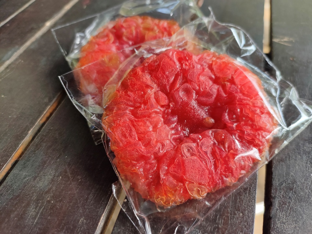 KUE CUCUR: Sebagai jajanan masa kecil, manisnya kue cucur tak akan pernah terlupakan dan tetap favorit hingga saat ini.