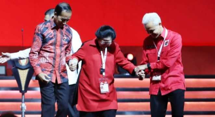 Megawati diduga hempas tangan Presiden Jokowi