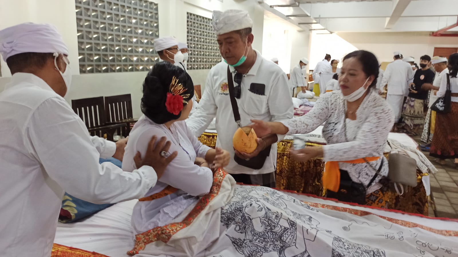 MEJAYA JAYA: Pelaksanaan konsep Panca Kertya dapat ditemukan dalam upacara potong gigi. Dalam upacara tersebut terdapat ritual mejaya jaya sebagai symbol kemenangan melawan Sad ripu.