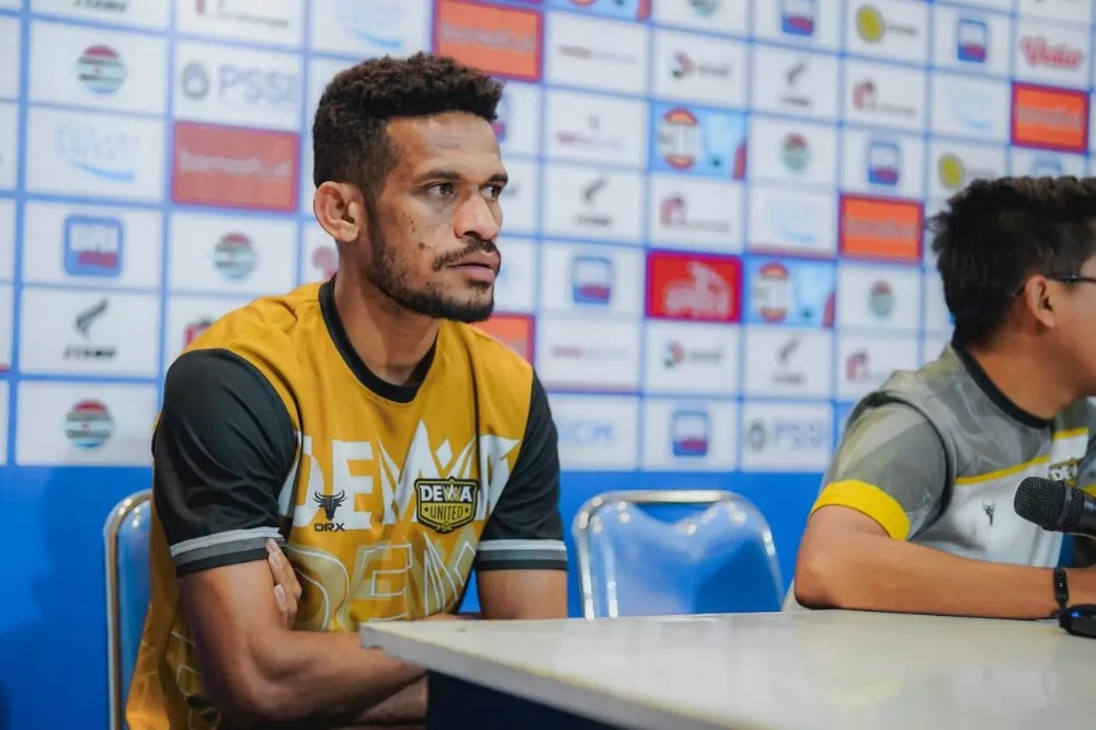 Gelandang Dewa United Ricki Kambuaya mengaku siap tempur saat melawan Borneo FC pada lanjutan BRI Liga 1 Indoneia