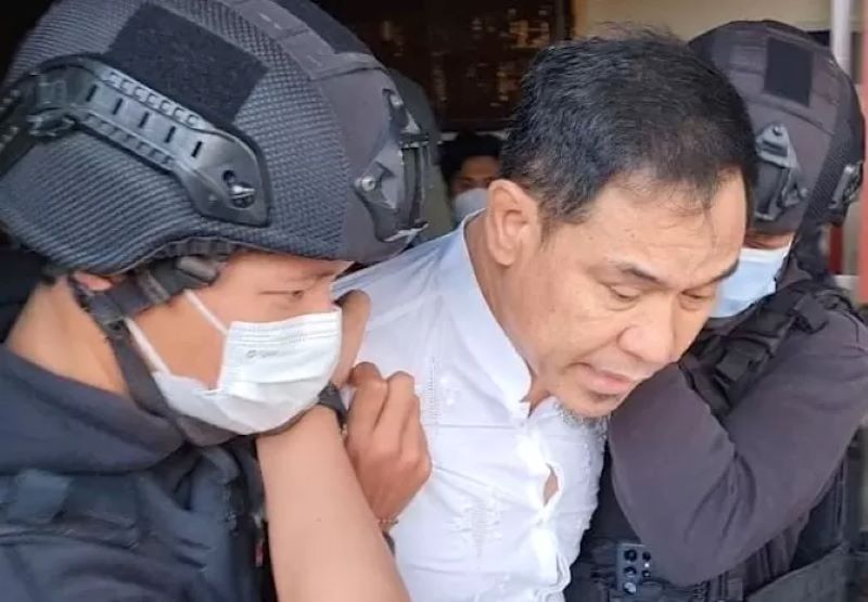 Munarman hari ini bebas dari Lapas Salemba, Jakarta setelah menjalani hukuman selama 3 tahun kasus terorisme.