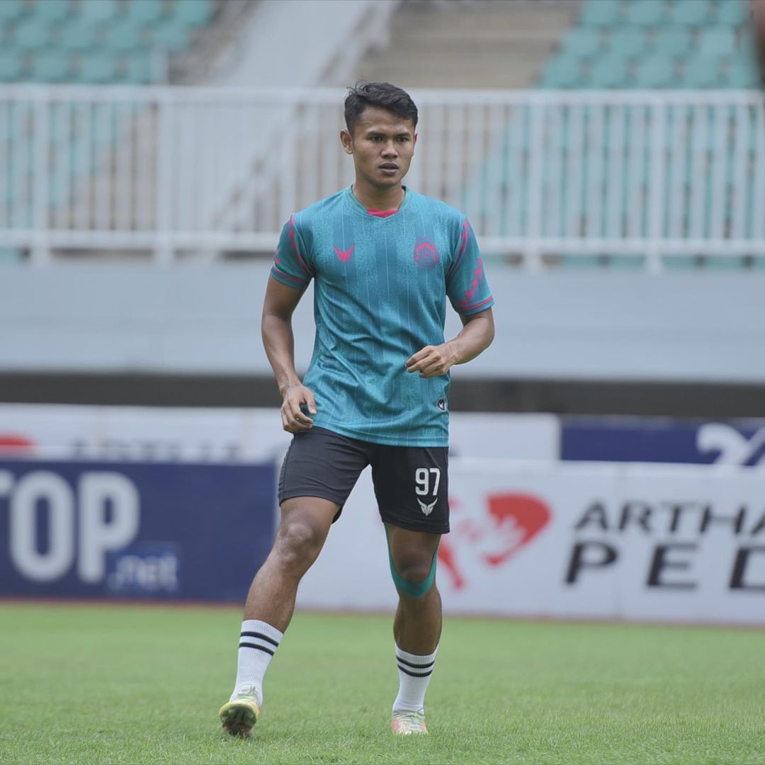 Striker Persikabo 1973, Dimas Dardjad