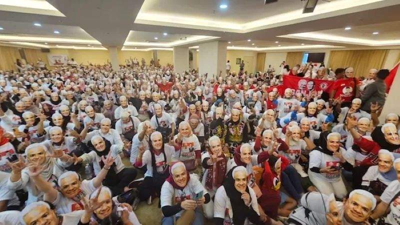 Ribuan pekerja migran asal Indonesia di Malaysia menggelar konsolidasi dukungan pada Ganjar-Mahfud di Pilpres 2024.