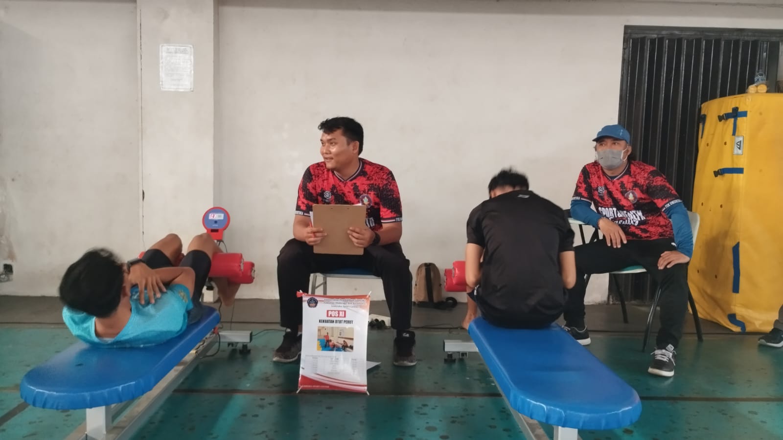 Tes fisik atlet Buleleng tahap I di GOR Undiksha Jinengdalem