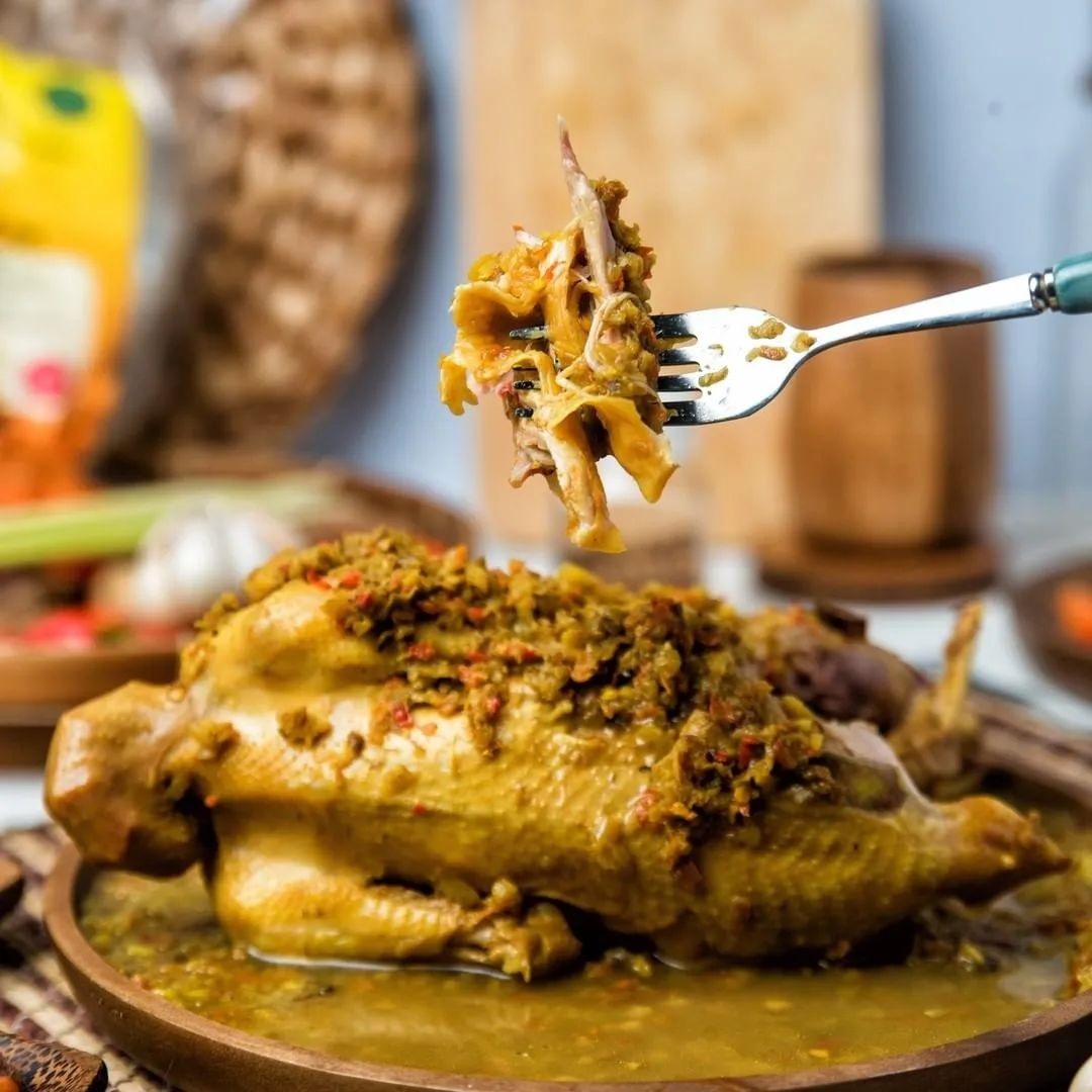 AYAM BETUTU: Resep dan cara mengolah masakan khas Bali ayam betutu untuk mengobati rasa kangen usai liburan ke Bali.
