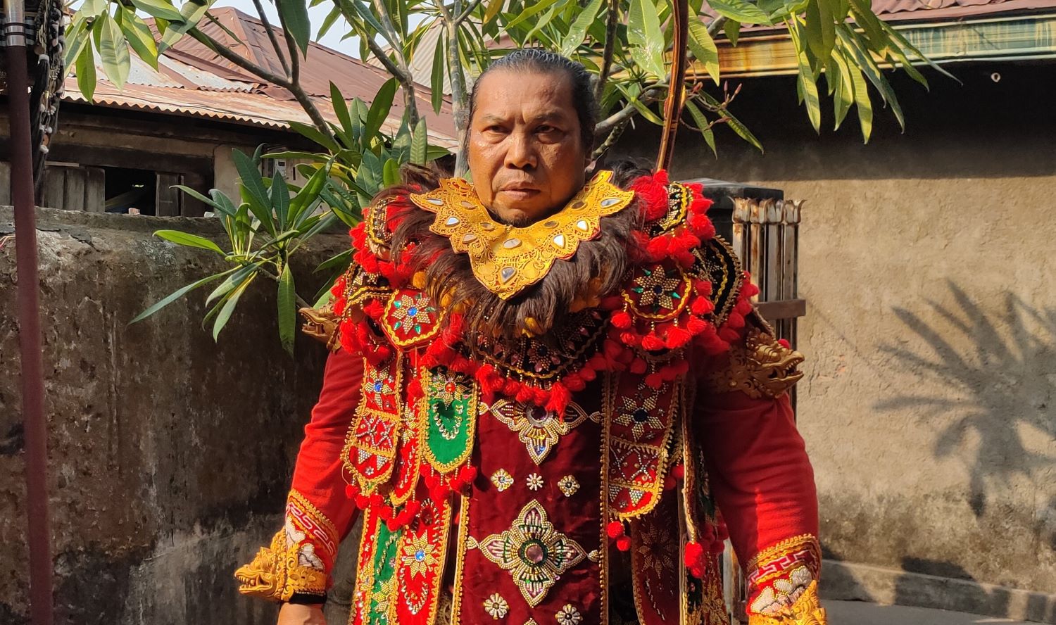 Gede Sedana, salah satu penari Wayang Wong sakral di Tejakula, Kabupaten Buleleng, Bali.