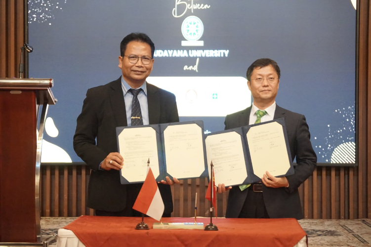 Universitas Udayana Tanda Tangani MoU dengan Berbagai Universitas di China