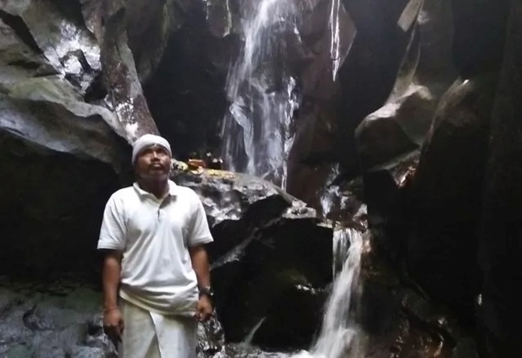 MELUKAT: Ada lima tempat melukat di Bali Tengah yang direkomendasi bisa sembuhkan penyakit, awet muda hingga mohon keturunan.