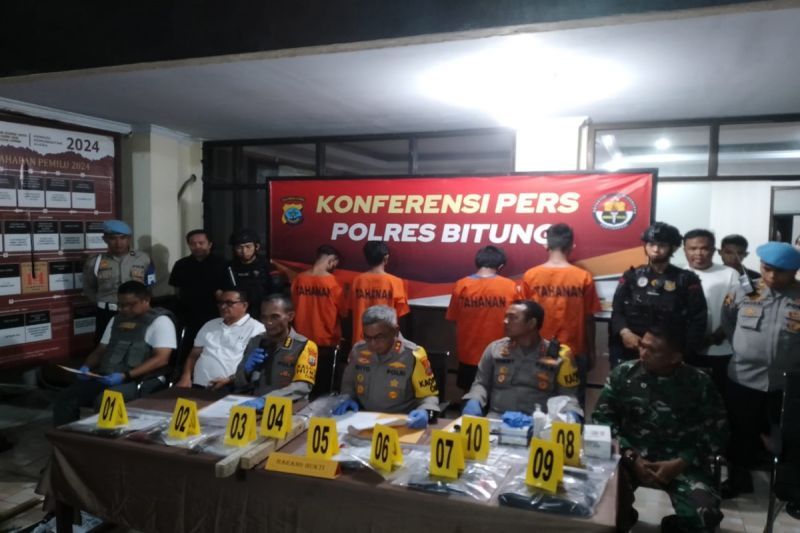 Kapolda Sulawesi Utara, Irjen Pol Setyo Budiyanto mengungkap pelaku bentrokan antar kelompok masyarakat di Kota Bitung.