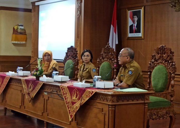 SOSIALISASI: Pelaksanaan sosialisasi Indeks Inovasi Daerah oleh Brida Kabupaten Badung di Ruang Kriya Gosana, Puspem Badung, Senin (4/12).