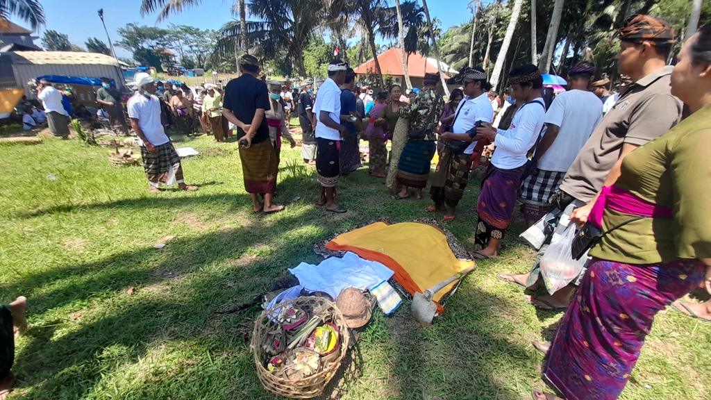 CUNTAKA : Kematian dan prosesi ngaben dikategorikan sebagai salah satu cuntaka dalam tradisi Hindu di Bali.