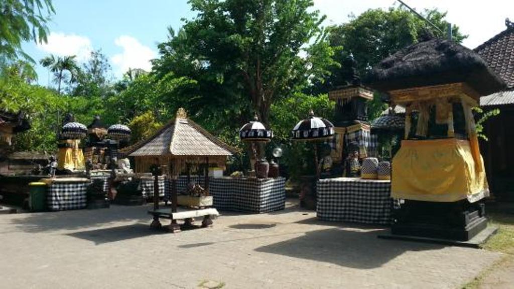 PURANA: Ada tiga purana yang menjadi acuan sejarah berdirinya Pura Masceti di Pantai Desa Medahan-Keramas, Blahbatuh, Gianyar. Konon pura ini disempurnakan Mpu Kuturan.