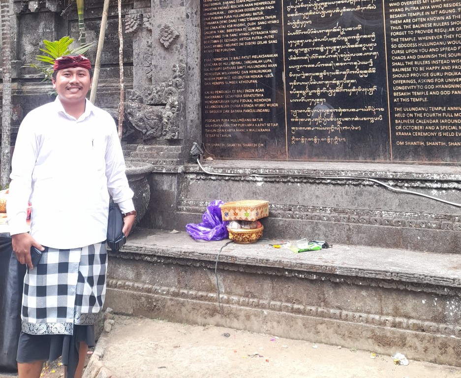 PERBUATAN BAIK: Penyuluh Agama Hindu Kantor Kementerian Agama Kabupaten Tabanan, I Made Danu Tirta menjelaskan makna Sloka 28 Kitab Sarasamuscaya tentang makna dan manfaat perbuatan baik dalam Hindu.