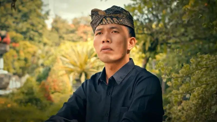 Dek Soma rilis lagu &lsquo;Pelih Besik Dadiu Siu&rsquo;