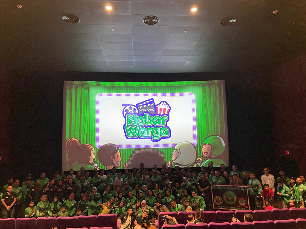 Grab Ajak Ratusan Mitra Pengemudi Nobar Film Srimulat