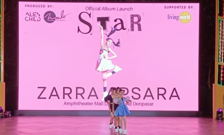 Penyanyi cilik asal Bali Zarra Apsara saat rilis mini album &lsquo;Star&rsquo; pekan lalu.