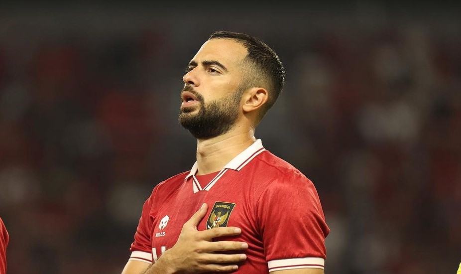 Bek Jordi Amat belum gabung timnas Indonesia.