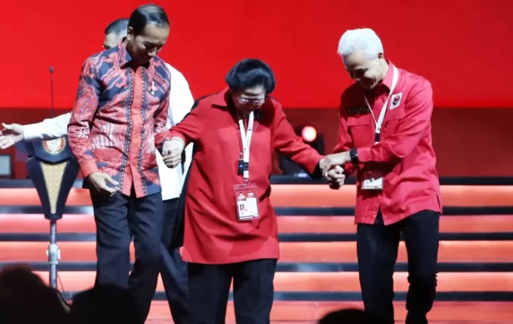 Diisukan konflik Jokowi-Megawati bermula ketika PDIP menolak permintaan perpanjangan masa Jabatan Presiden 2 periode. (Panitia Rakernas PDIP)