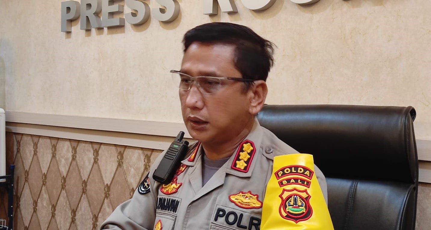 Kabidhumas Polda Bali Kombespol Jansen Avitus Panjaitan menjelaskan mengenai kasus pengeroyokan di Sempidi, Mengwi Badung, Rabu, 17 Januari 2024.