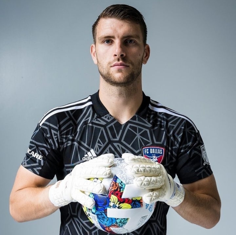 NATURALISASI: Kiper FC Dallas yang juga calon pemain naturalisasi Indonesia, Maarten Paes. Tampil brilian hingga sempat bikin Lionel Messi frustasi.