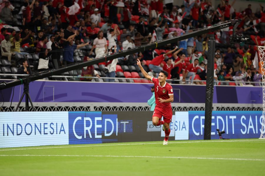 Selebrasi pemain Timnas Indonesia Marselino Ferdinan saat menjebol gawang Irak di matchday pertama Grup D Piala Asia 2023.