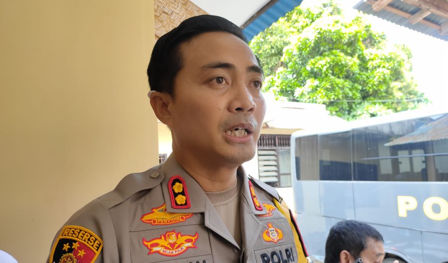 Kapolres Buleleng AKBP Ida Bagus Widwan Sutadi memberikan keterangan soal bandar narkoba bernama Joko, Jumat, 26 Januari 2024.