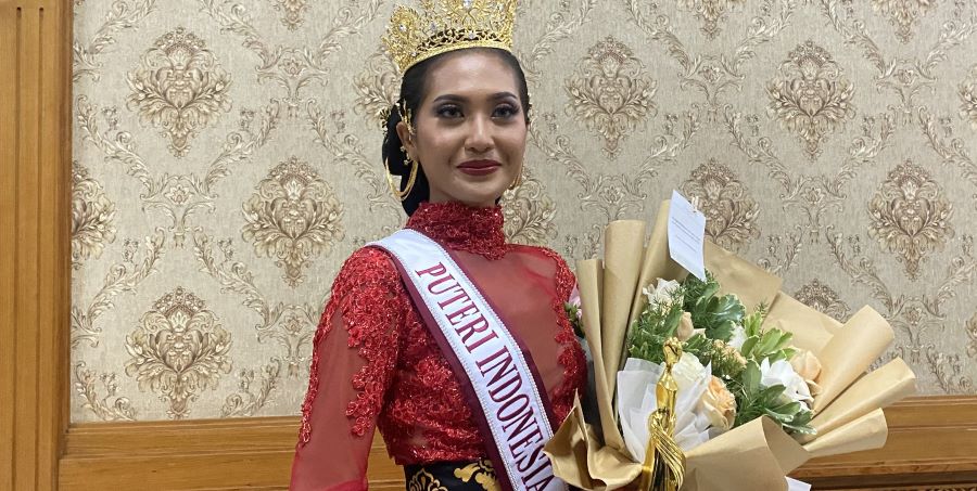 Puteri Indonesia Bali 2024 Ketut Permata Juliastrid Sari.