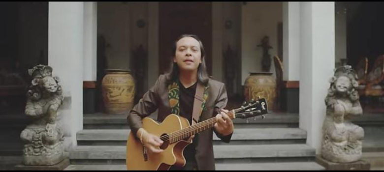 Penyanyi Bali Widi Widiana rilis lagu Rejuna Ngabe Pipis