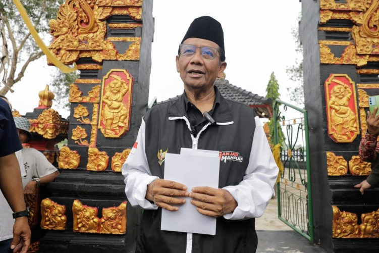 Mahfud MD berencana menyerahkan surat pengunduran diri sebagai Menkopolhukam