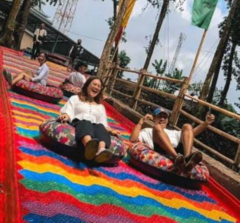 WISATA BARU: Tempat wisata baru di Kintamani Bali kini sedang viral di media sosial. Tempat wisata ini menawarkan berbagai wahana seru.