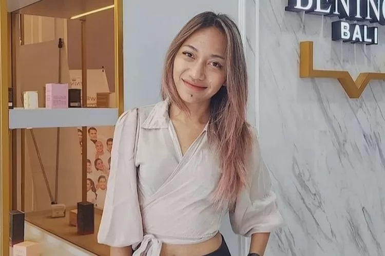 Penyanyi Jegeg Bulan rilis lagu yang berjudul &lsquo;BPJS&rsquo;