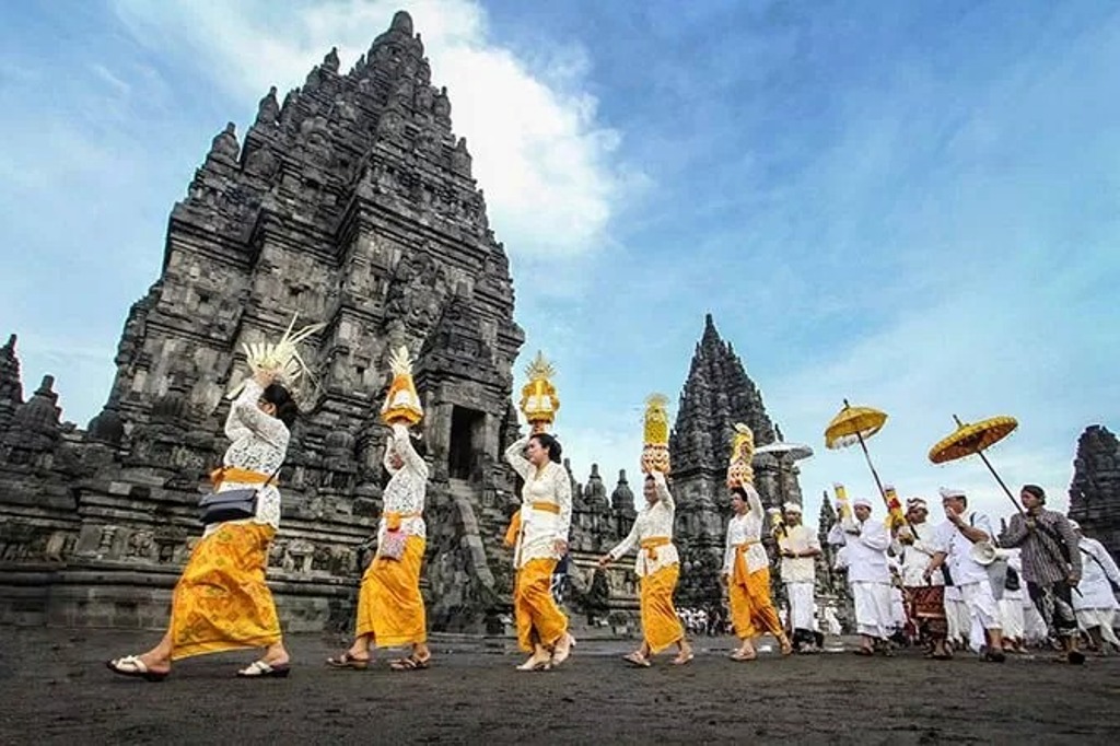 MODERASI: Hindu memiliki landasan kuat untuk terus-menerus melakukan moderasi dalam praktik-praktik keagamaan berupa kitab suci.
