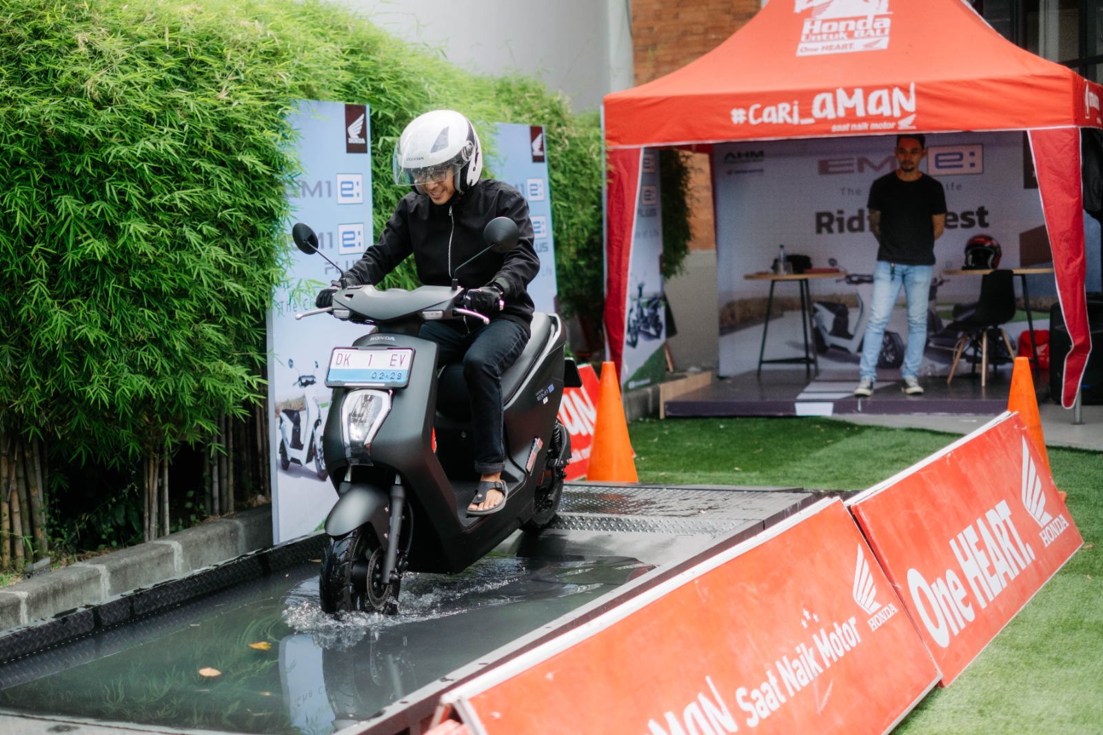 TIPS: Berkendara dengan Honda EM1:e wajib memperhatikan beberapa tips ini.