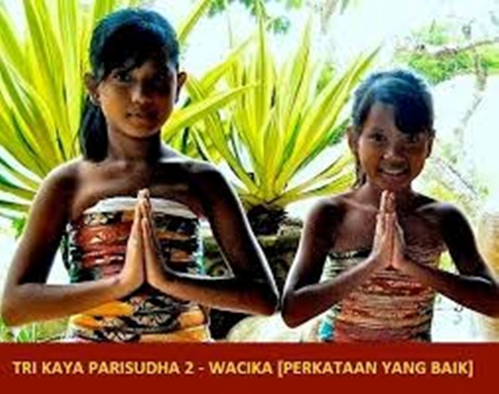 PENYULUH: Penyuluh Agama Hindu Ni Luh Cesi soal makna Tria Kaya Parisudha dalam ajaran Hindu dan hal yang patut dihindari.