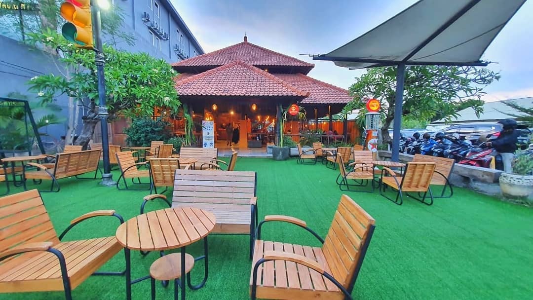 FAVORIT: Wistara Cafe menjadi destinasi kuliner yang sangat favorit di Denpasar, Bali yang menarik perhatian para pecinta kuliner.