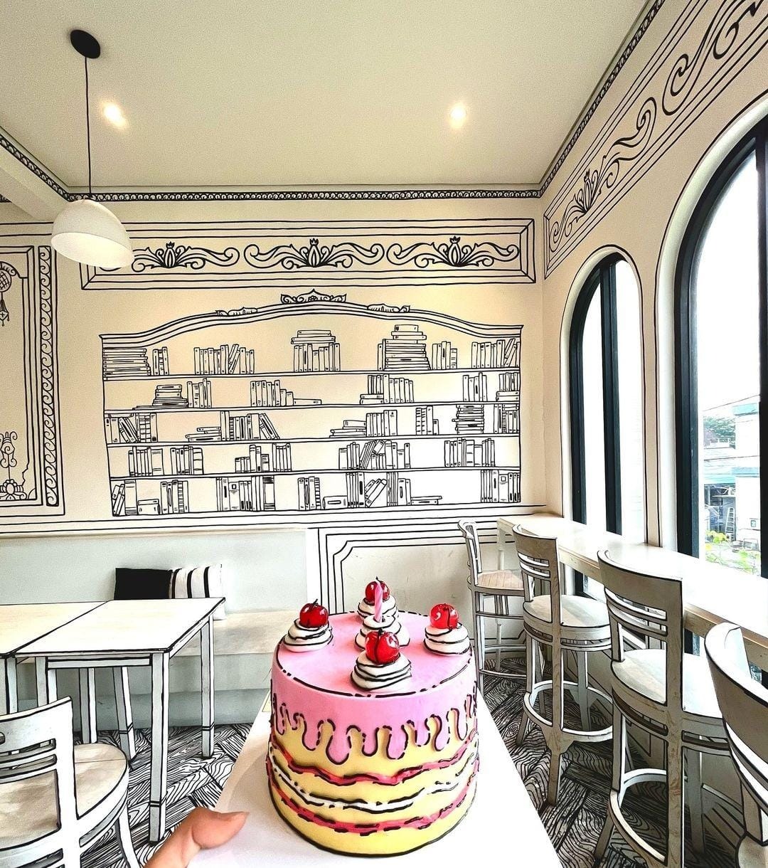 GAMBAR 2D: Noir Caf&eacute; merupakan destinasi kuliner pertama di Bali yang menyajikan konsep unik dengan desain interior 2D ala dalam dunia kartun.