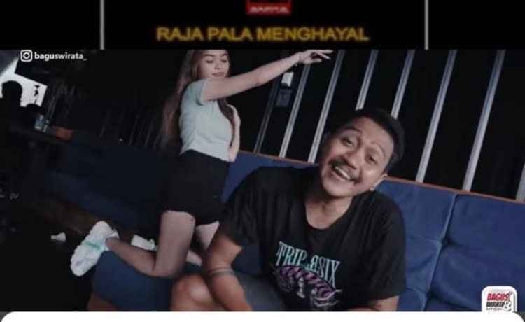 Bagus Wirata mengcover lagu Rajapala Menghayal yang dipopulerkan oleh Mang Senior