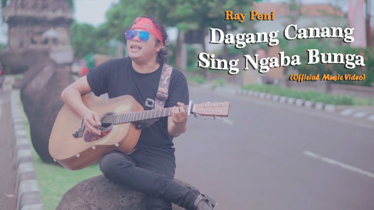 Ray Peni menulis lirik lagu Dagang Canang Sing Ngaba Bunga saat Pandemi Covid-19