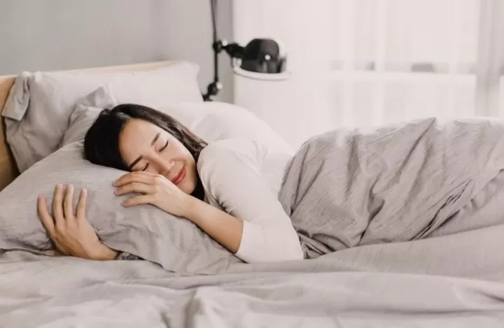 Ilustrasi selalu mimpi orang yang sama saat tidur./ freepik/meuwmanita