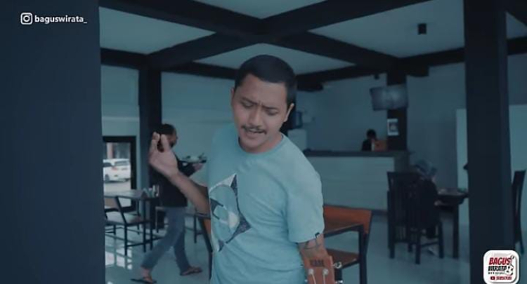 Bagus Wirata cover lagu Ngulgul Hati yang dipopulerkan oleh Manik