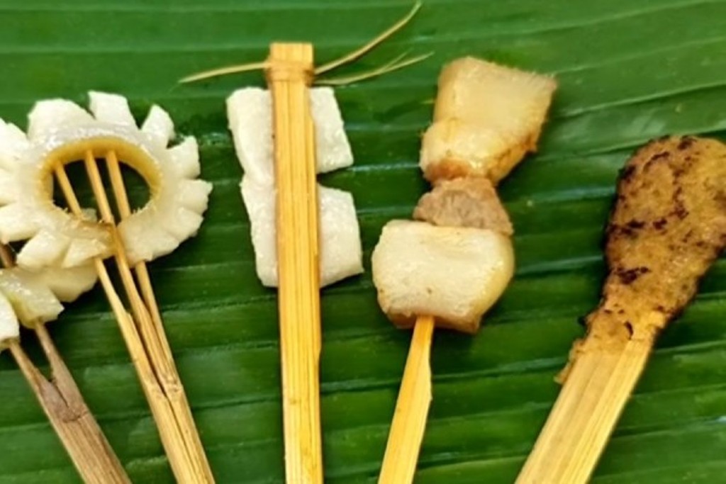 Beberapa jenis sate yang digunakan dalam ritual keagamaan Hindu Bali.