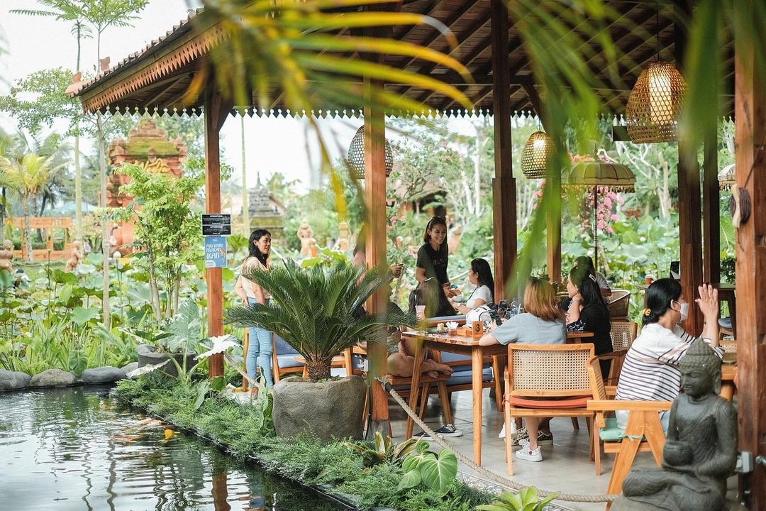SIGNATURE: Wedja restoran merupakan salah satu tempat kuliner yang mengusung konsep menyatu dengan alam dan berbagai menu signature.