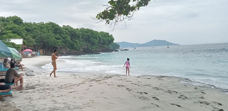 Pantai Bias Tugel di Desa Padangbai, Kecamatan Manggis, Karangasem.