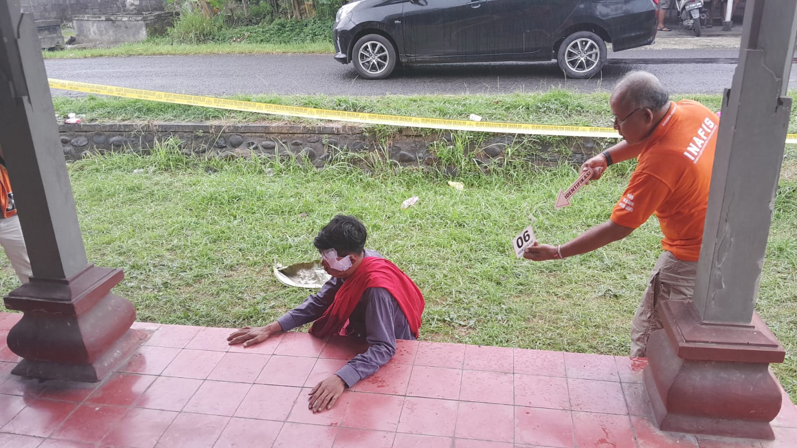 Rekonstruksi penganiayaan maut di Tabanan, Bali.